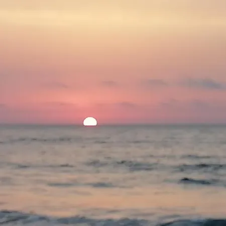 Ivet Guest - Guest house *