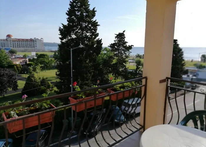 Ivet Guest - Guest house